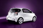 Toyota iQ 2008 года